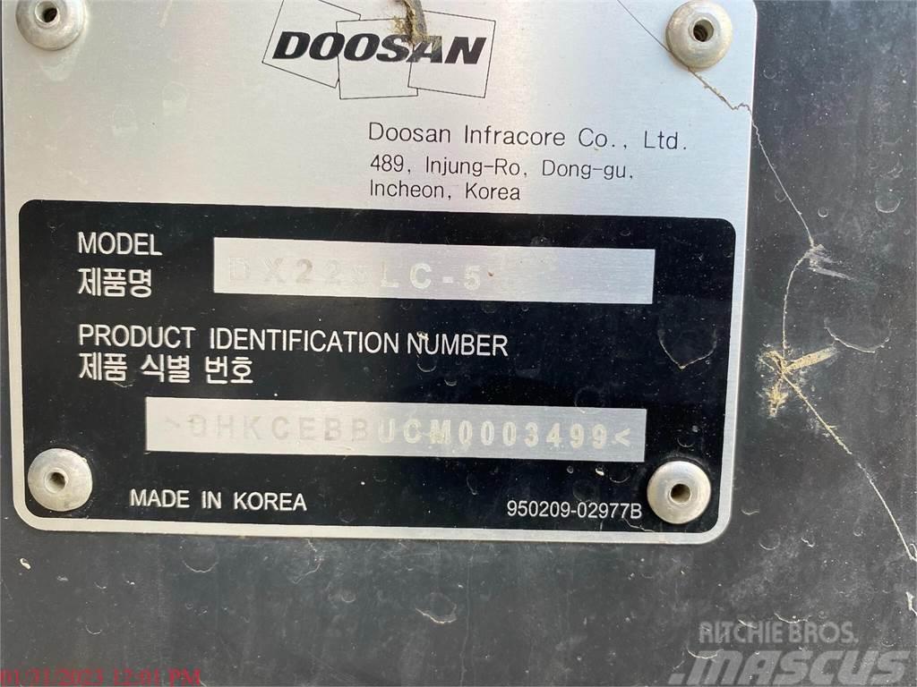 Doosan DX225 LC-5 Gravemaskiner på larvebånd