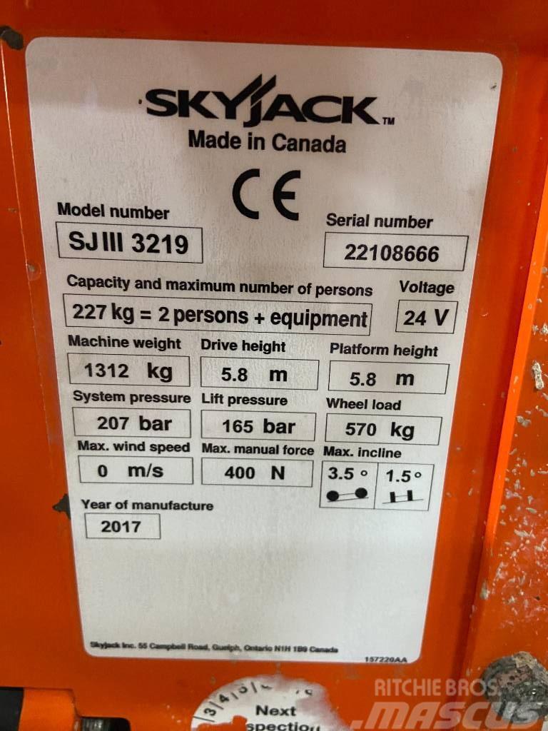 SkyJack SJ 3219 schaarhoogwerker 7,8m hoogwerker Saxlifte