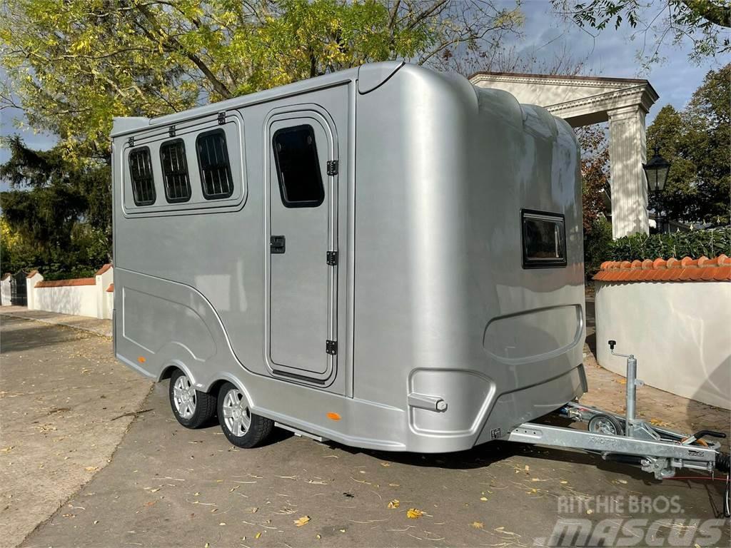  Steinsberger 3-Pferde mit Wohnung neues Modell Andre lastbiler