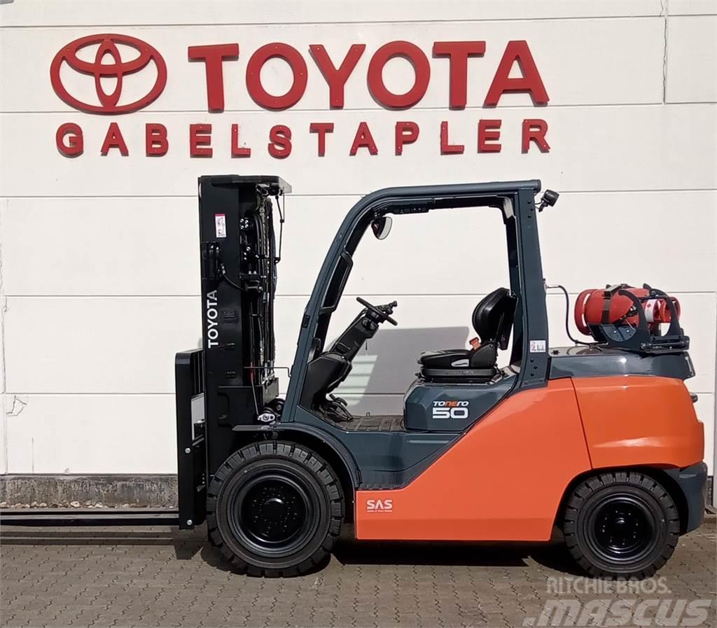 Toyota Tonero 02-8FG45 LPG gaffeltrucks