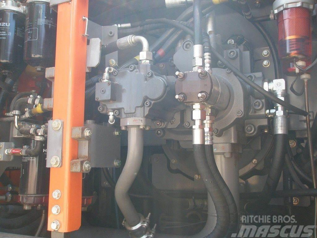 Hitachi ZX 490H-5A Gravemaskiner på larvebånd