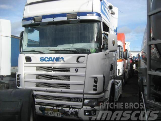 Scania L 124L420 Trækkere