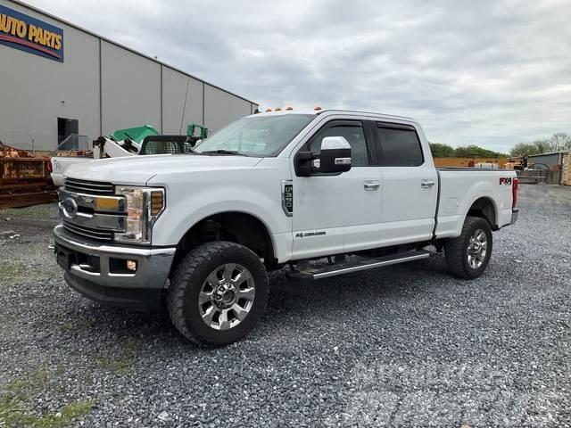 Ford F-350 Super Duty Lariat Andre
