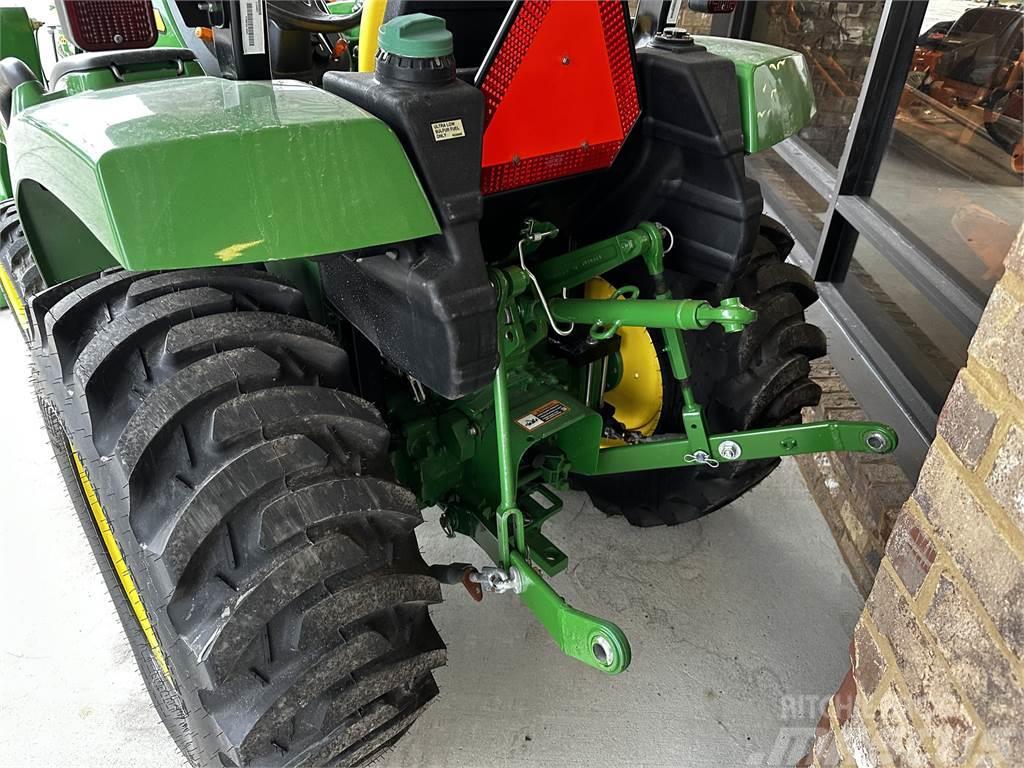 John Deere 3035D Kompakte traktorer