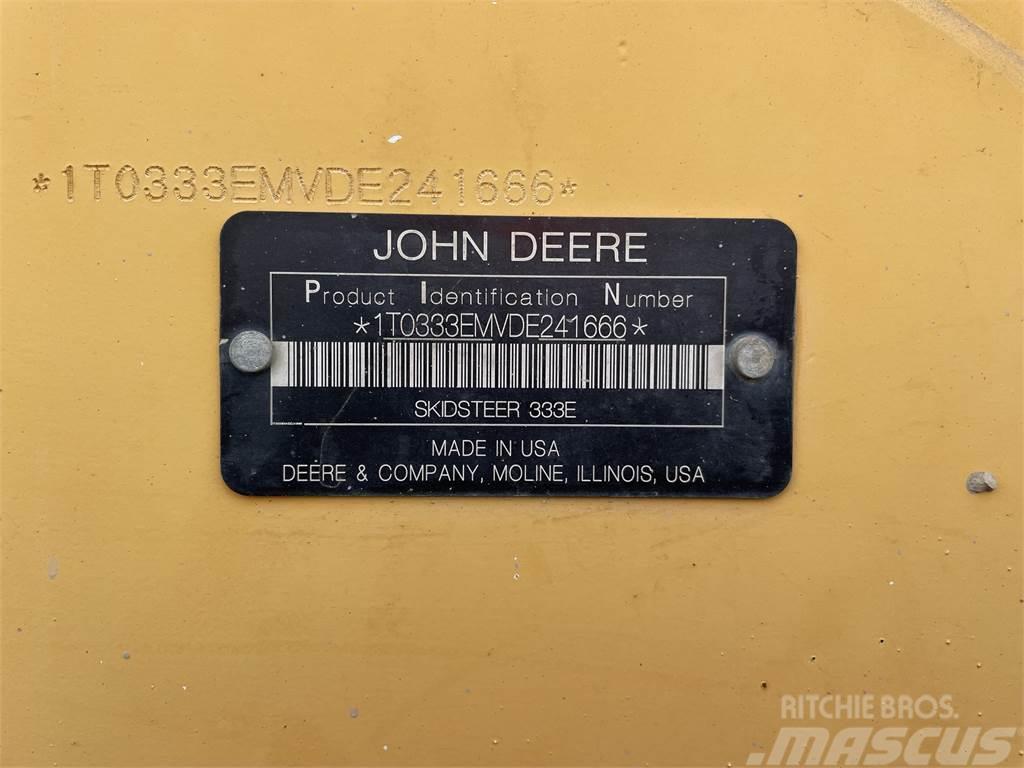 John Deere 333E Minilæsser - knækstyret