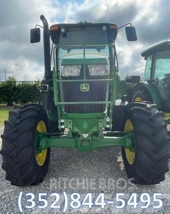 John Deere 6105E Kompakte traktorer