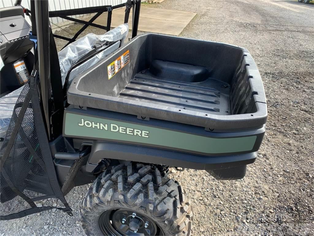 John Deere XUV 590E Hjælpemaskiner