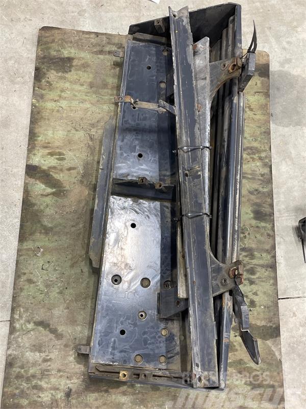 Scania  BATTERY BOX REAR 2016256 Chassis og suspension
