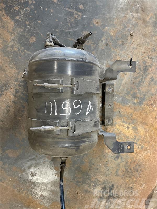 Scania  Compressed air tank 1448883 / 2773712 Chassis og suspension