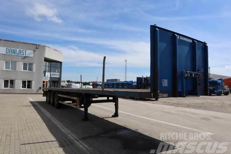 HRD 13.6 m Semi-trailer med lad/flatbed