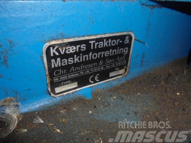  - - -  Kværs hydrauliks kost Andet tilbehør til traktorer