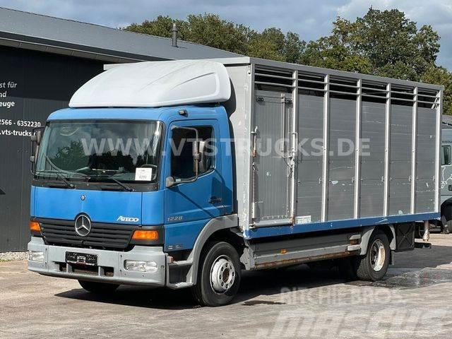 Mercedes-Benz Atego 1228 4x2 Blatt-/Luft 1.Stock Stehmann Lastbiler til dyretransport