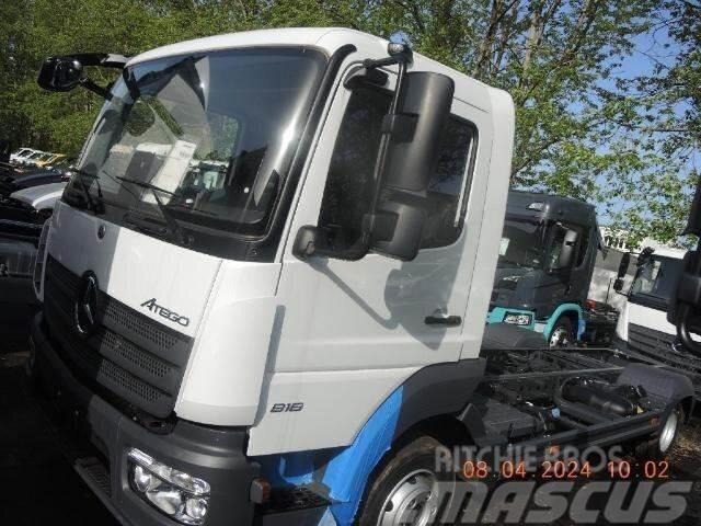 Mercedes-Benz Atego 818 L Fahrgestell Chassis