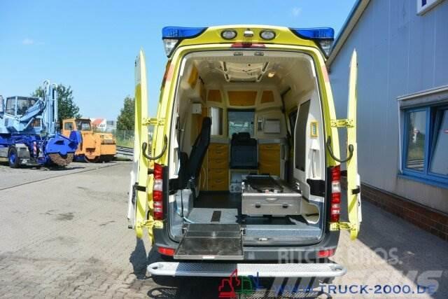 Mercedes-Benz Sprinter 316 RTW Ambulance Mobile Delfis Rettung Andre lastbiler