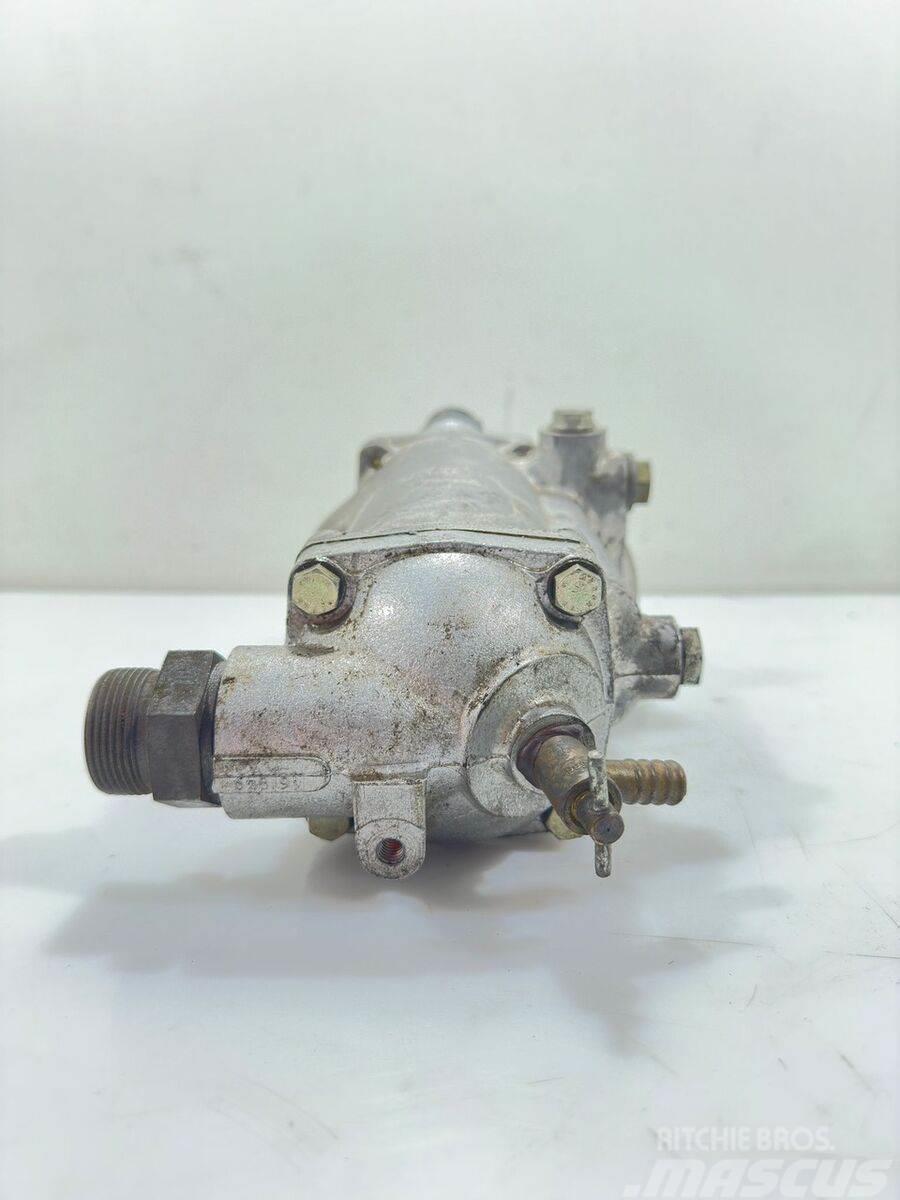 DAF /Tipo: V90 R.3.44-1 / Radiador de Óleo Daf 95 1775 Motorer