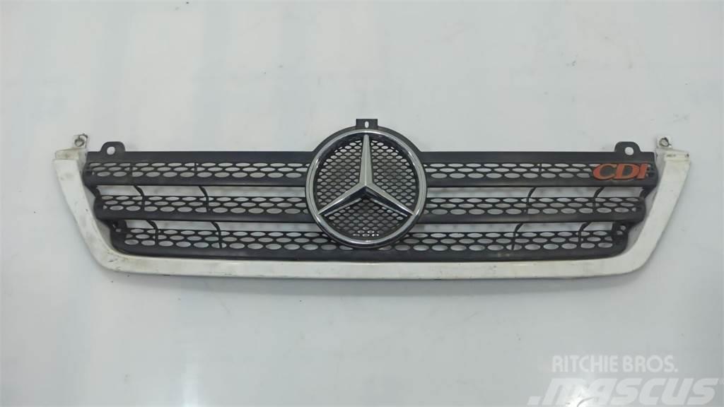 Mercedes-Benz Sprinter CDI 1995-2006 Kabiner og interiør