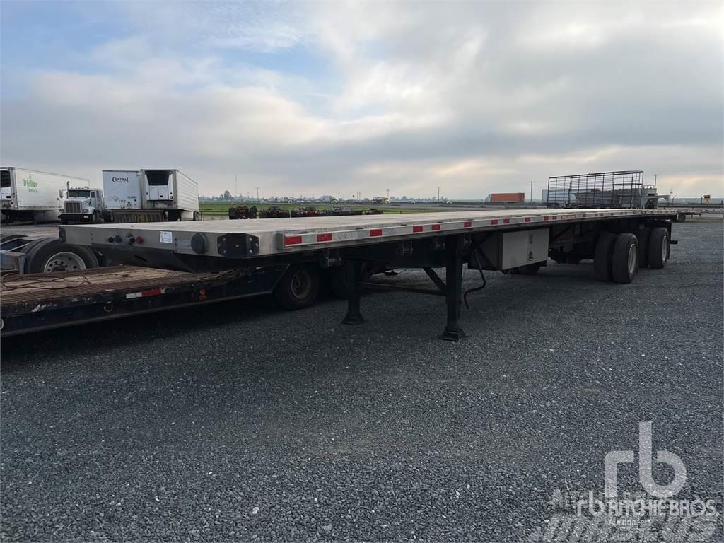Brazos 48 ft Spread Axle Semi-trailer med lad/flatbed