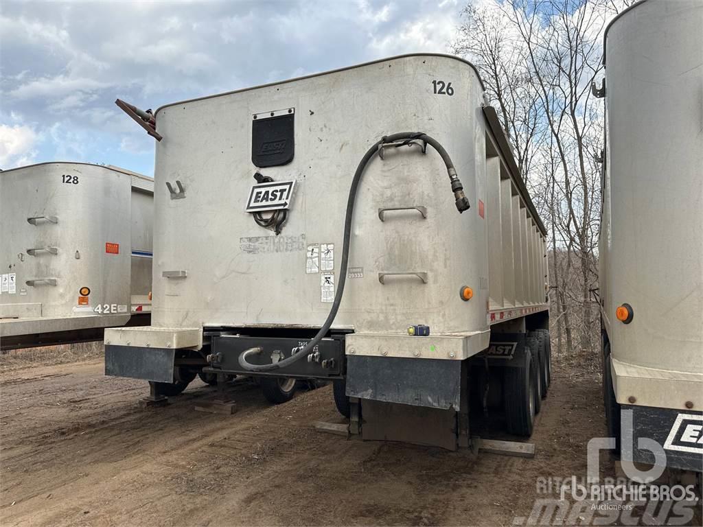 East Mfg 26 ft Quad/A Aluminum Semi-trailer med tip