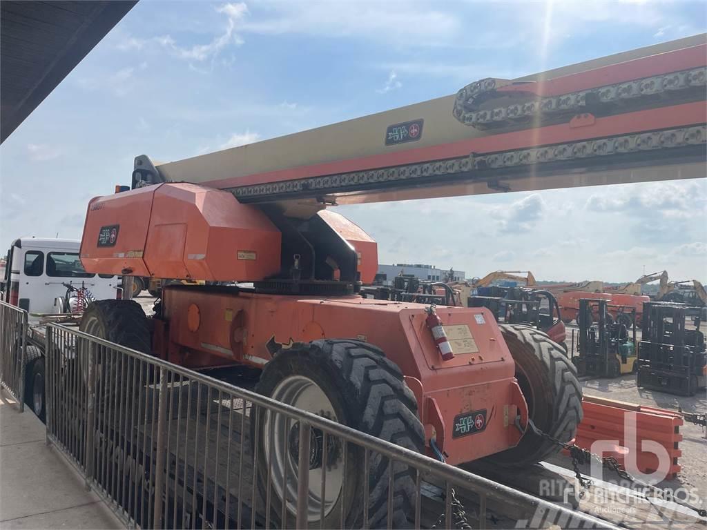 JLG 1200S Articulated boom lifts