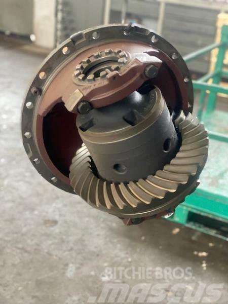  DIFFERENTIAL ZF 35/9 Aksler