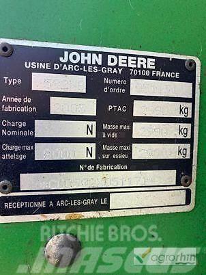 John Deere 592 MAXICUT Rundballe-pressere