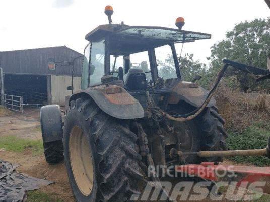 New Holland M135 Traktorer