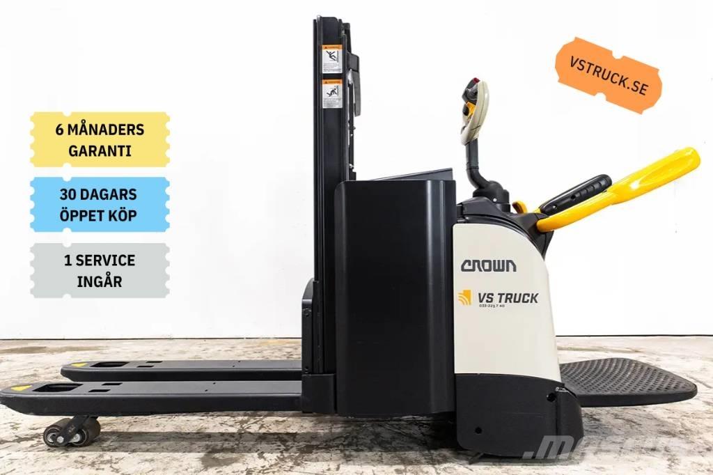 Crown DT3040TL, Ledstaplare initiallyft & servostyrning Gaffelstabler med gående fører