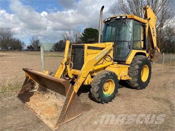 John Deere 410D Rendegravere