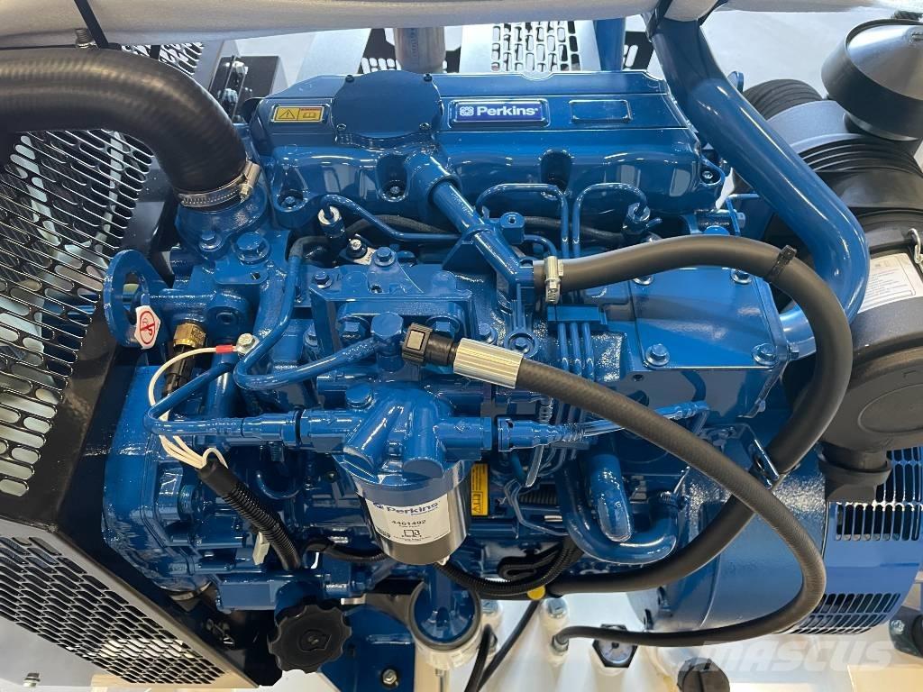 FG Wilson P55-3 - 55 kVA Open Genset - DPX-16005-O Dieselgeneratorer