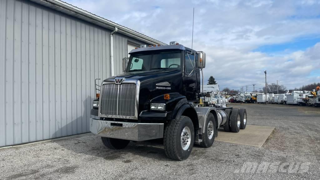 2023 Western Star 4800TS Twin Steer Cab & Chassis Chassis