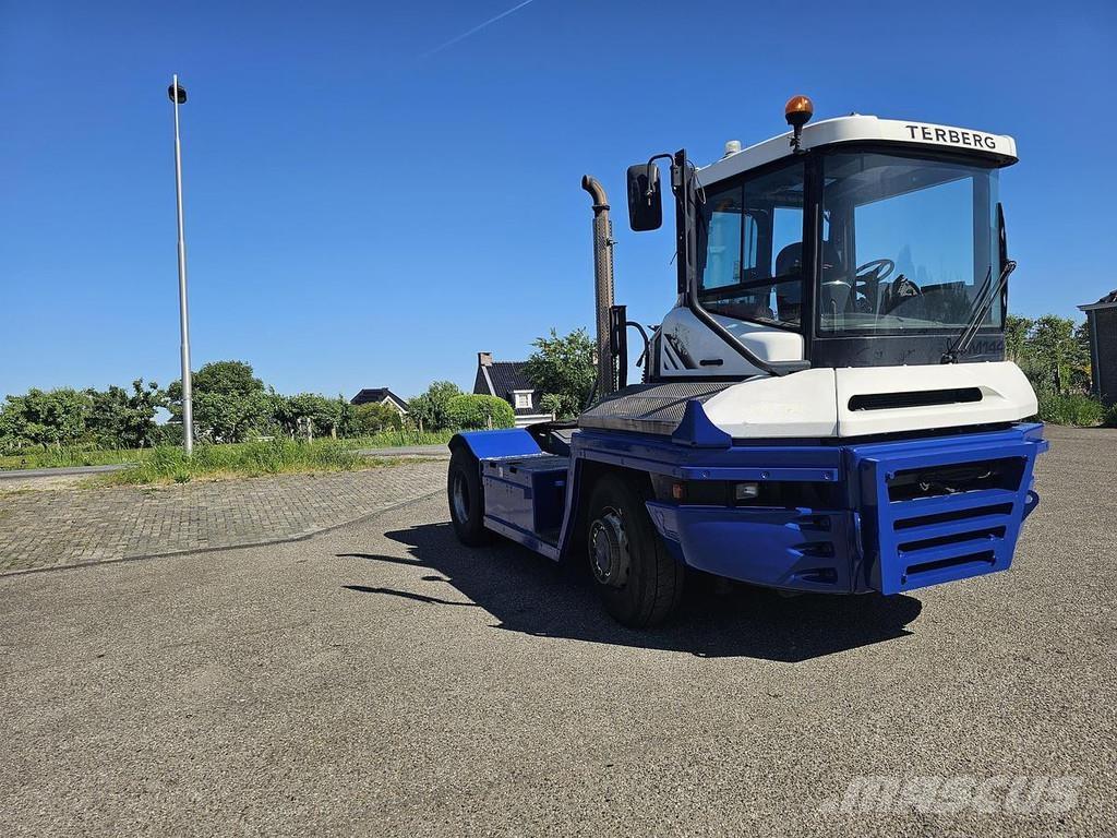 Terberg RT283 | TERMINAL TRACTOR 4X4| TURNING CHAIR. | AUT Terminaltraktorer