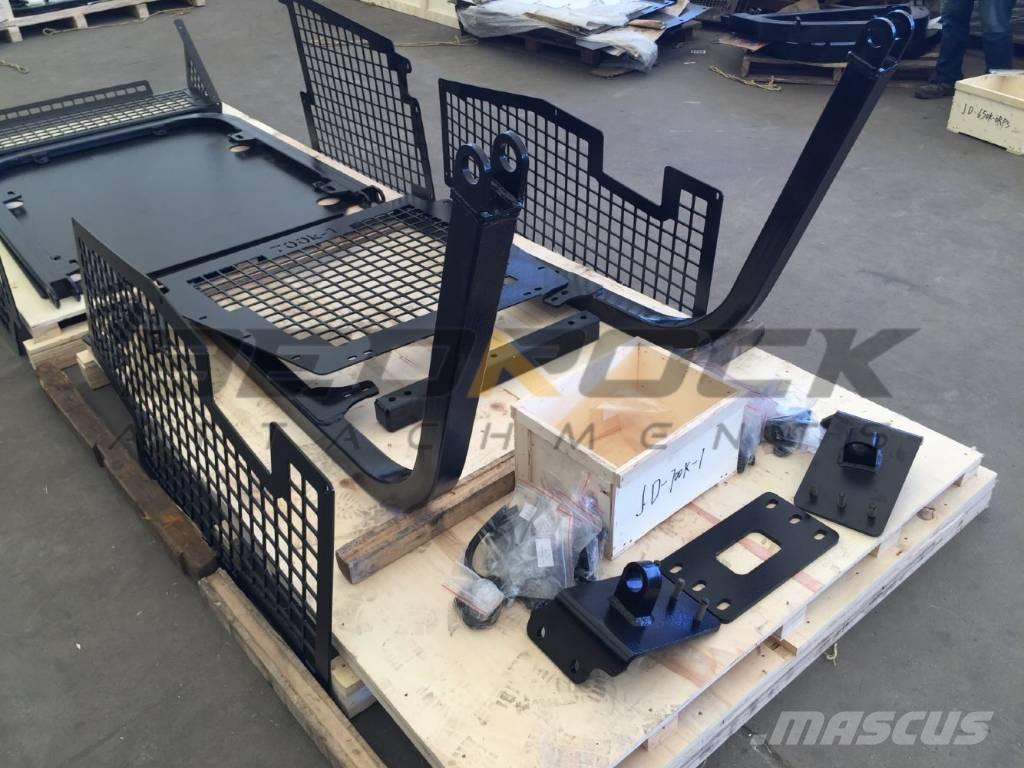 Bedrock Screens and Sweeps for JD 700K-1 Børster