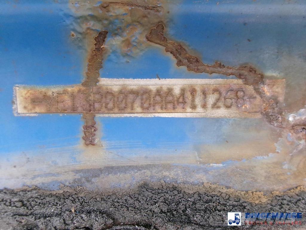 Van Hool 3-axle container trailer + ADR Semi-trailer med containerramme