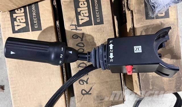 Valeo ZF Vaihteiston suunnanvaihtoviiksi 050120995 Elektronik