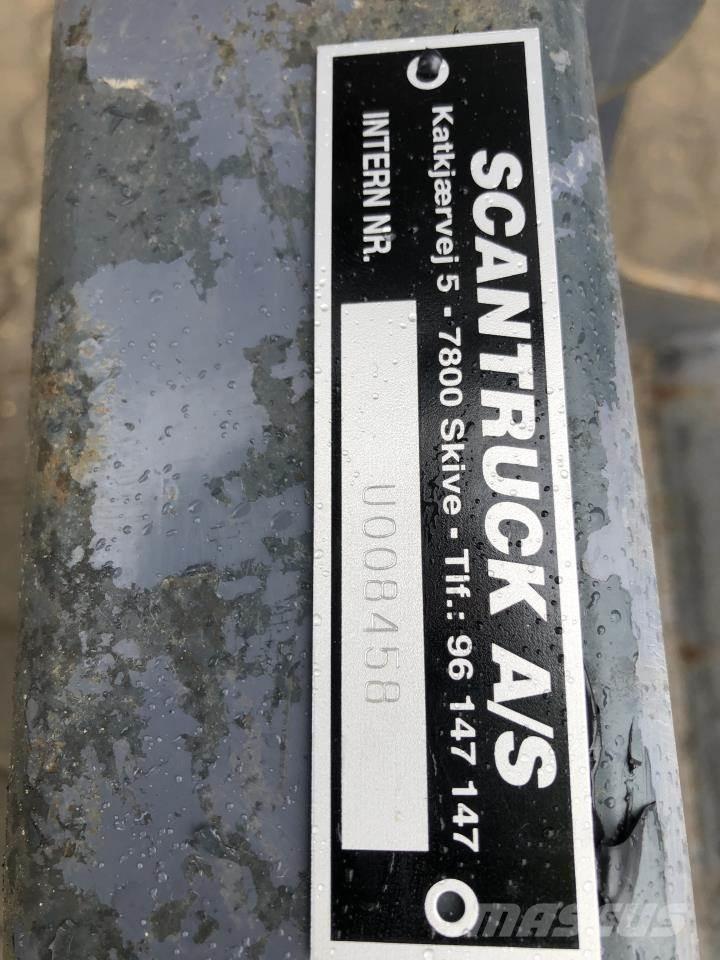 Øvrige Overfaldsgreb Skovle