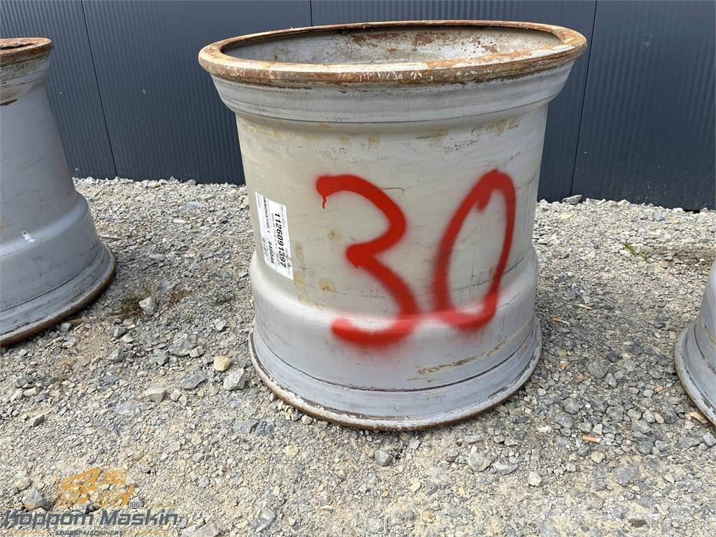 Valmet 890.2 24x26,5 Dæk, hjul og fælge