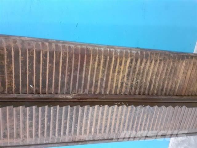 CLAAS Dominator 98 Sand- og saltspredere