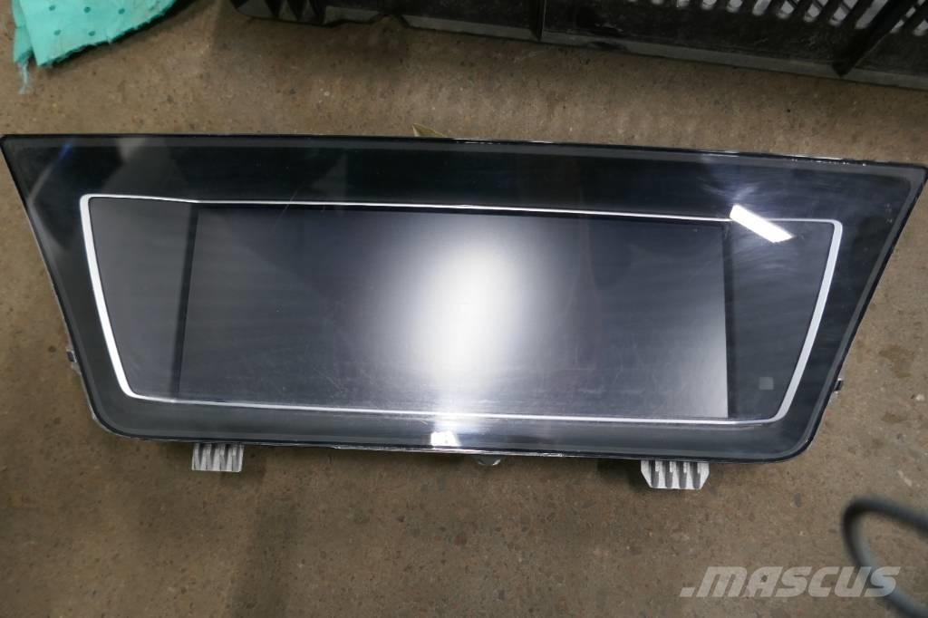 Volvo FM mätarhus, 23595812 Elektronik