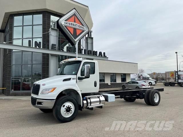 International MV 4X2 Fast kasse