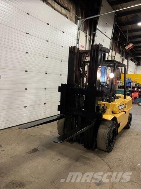 CAT DP50 Gaffeltrucks - andre