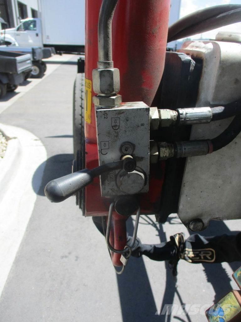 Effer Knuckle Crane Lastbilmonterede kraner