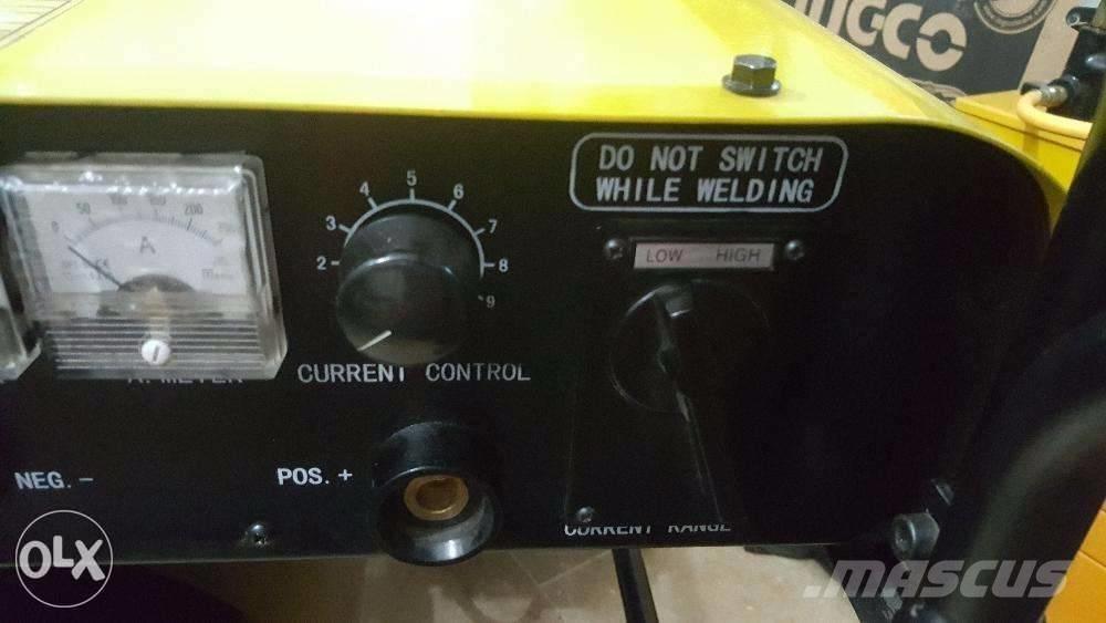 Kovo GASOLINE ENGINE DRIVEN WELDER EW240G Svejsemaskiner