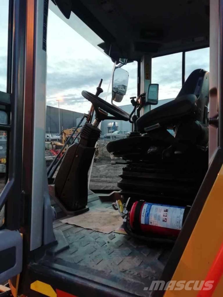 Volvo SD 75 B *uthyres / only for rent* Enkelt tromle