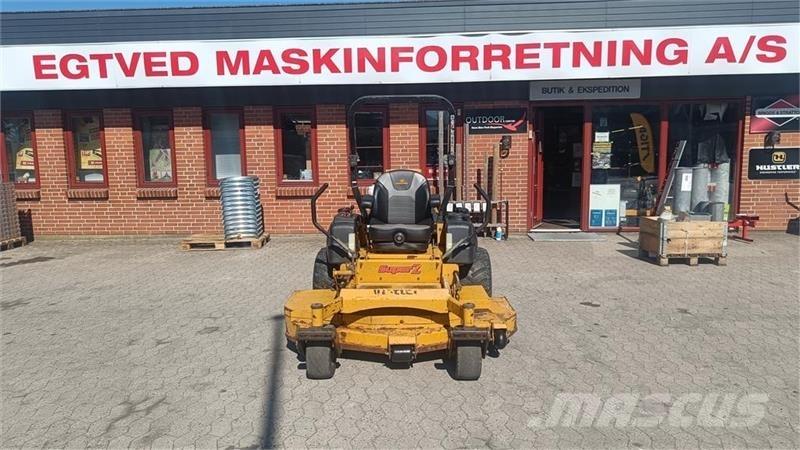 Hustler Super Z Kompakte traktorer