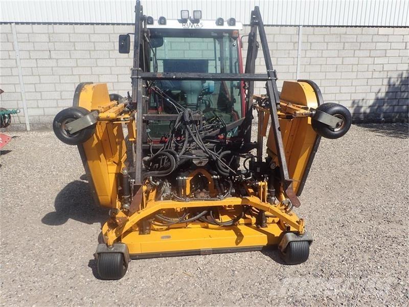 - - - Rimas Multitrac 804 Kompakte traktorer