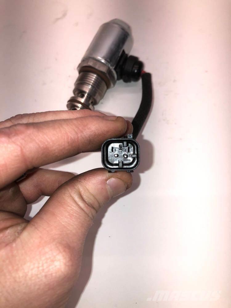 CAT C13 Acert Transport – Andet