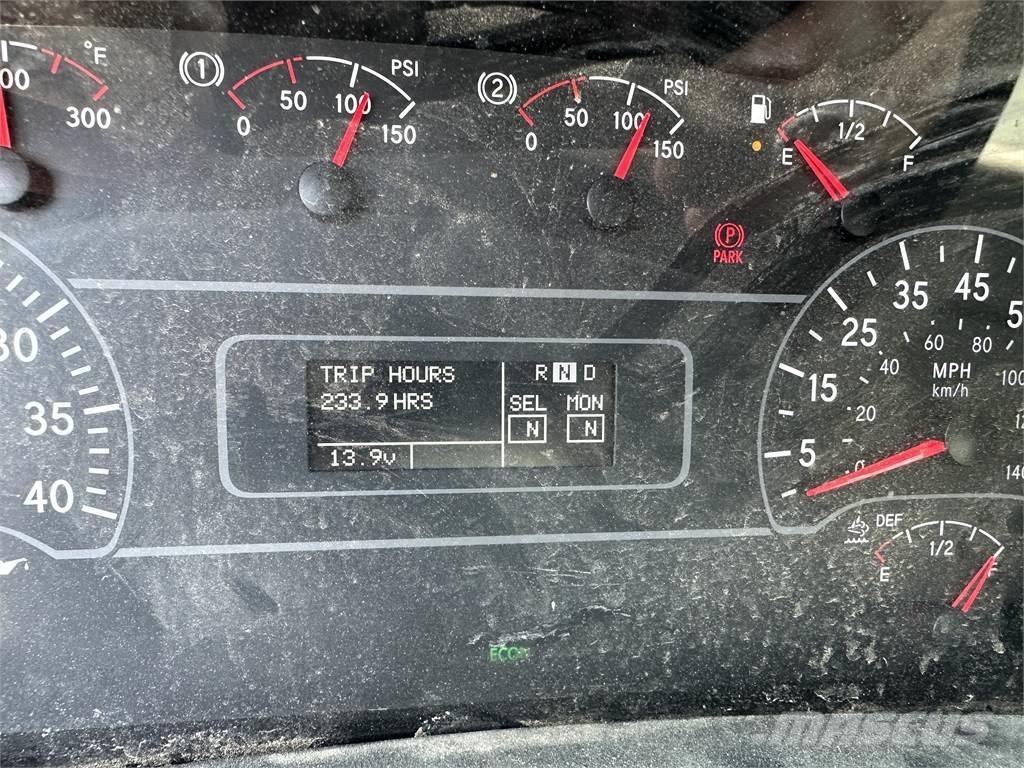 International MV607 Andre lastbiler