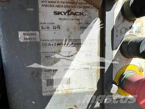 SkyJack SJIII3219 Saxlifte