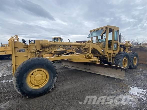 CAT 16 Vejhøvle / Gradere