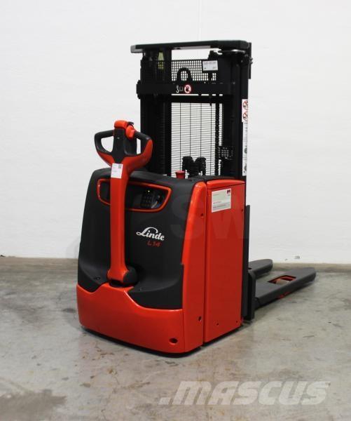 Linde L 14 i 1173-01 Selvkørende stablere